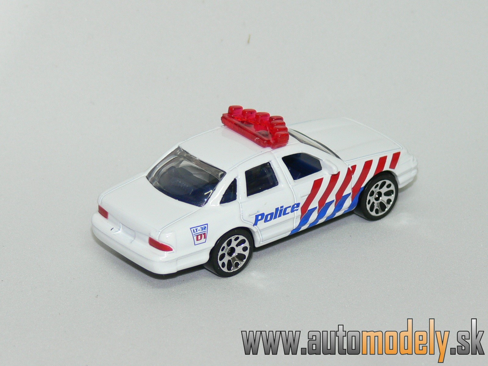 Matchbox - Ford Crown Victoria POLICE - 1:70