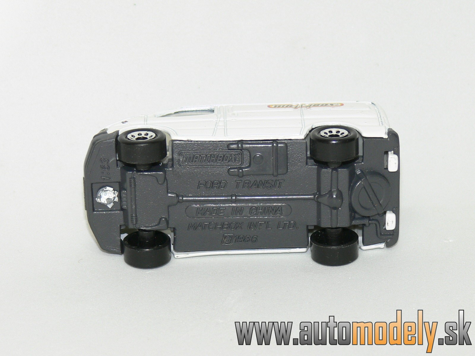 Matchbox - Ford Transit - 1:63