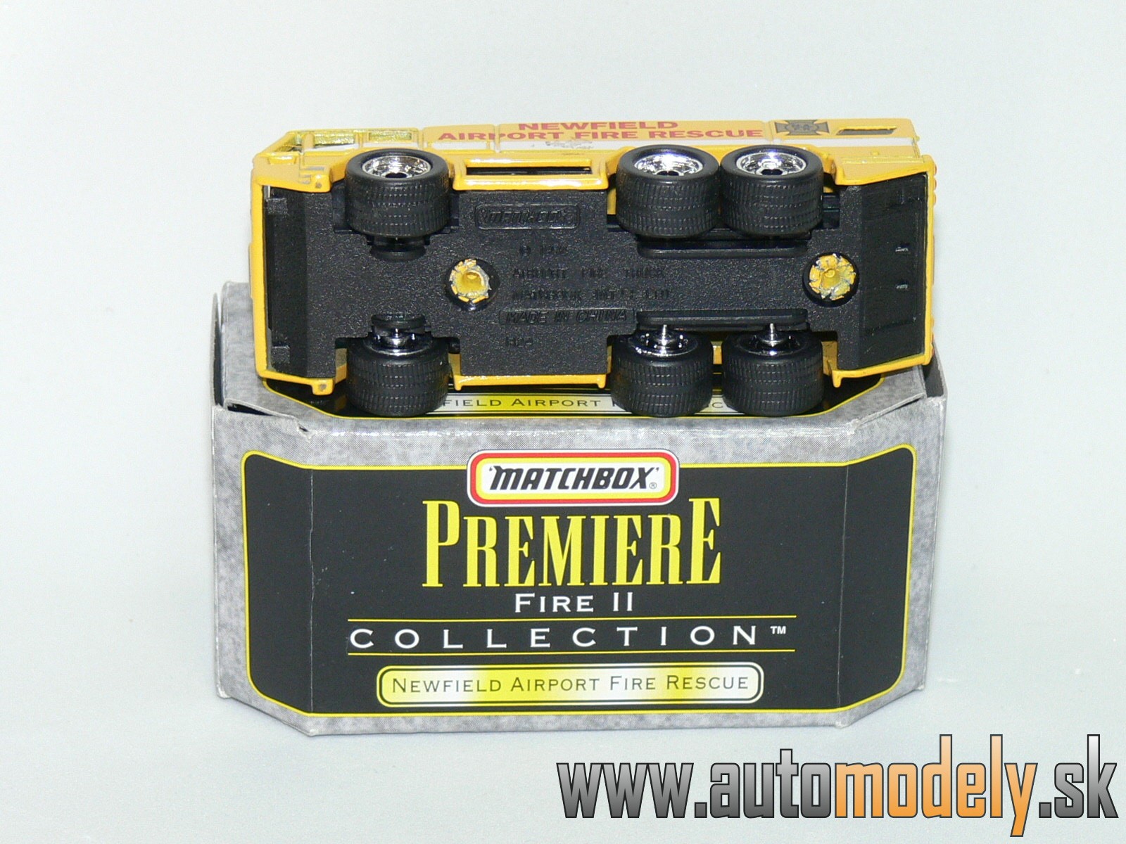 Matchbox Premiere - Newfield Airport Fire Rescue