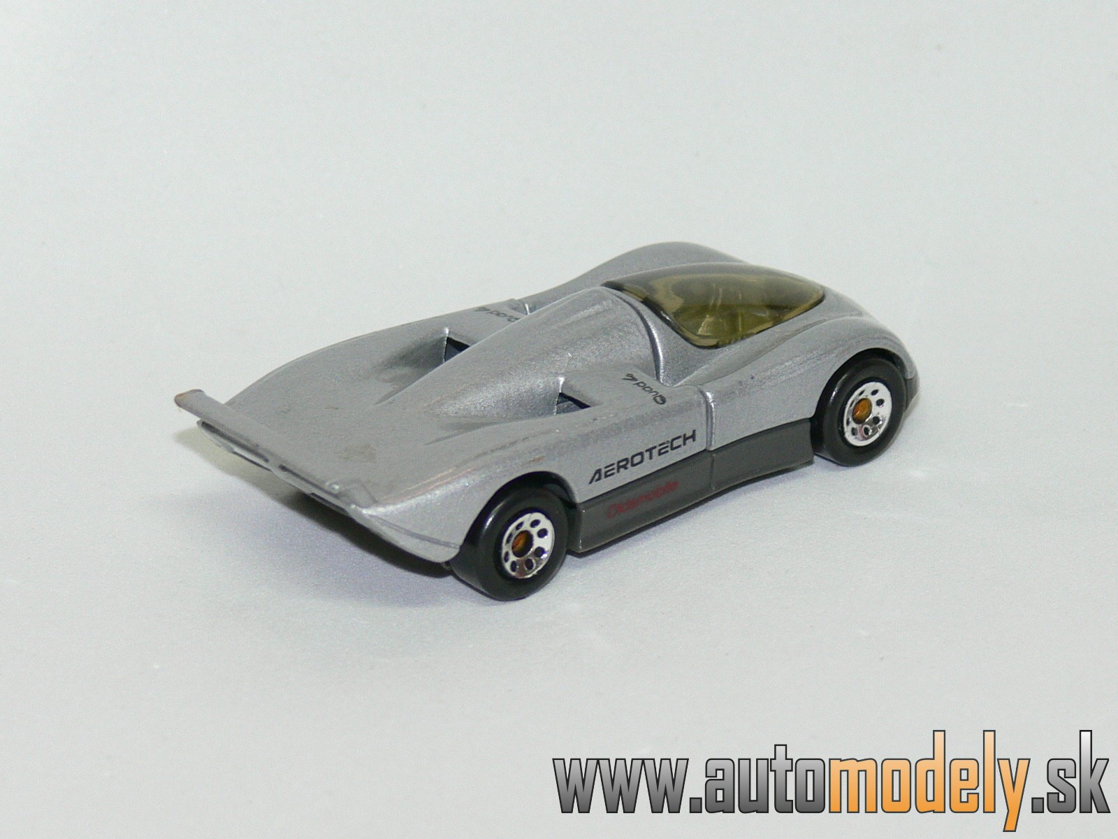 Matchbox - Oldsmobile Aerotech - 1:66