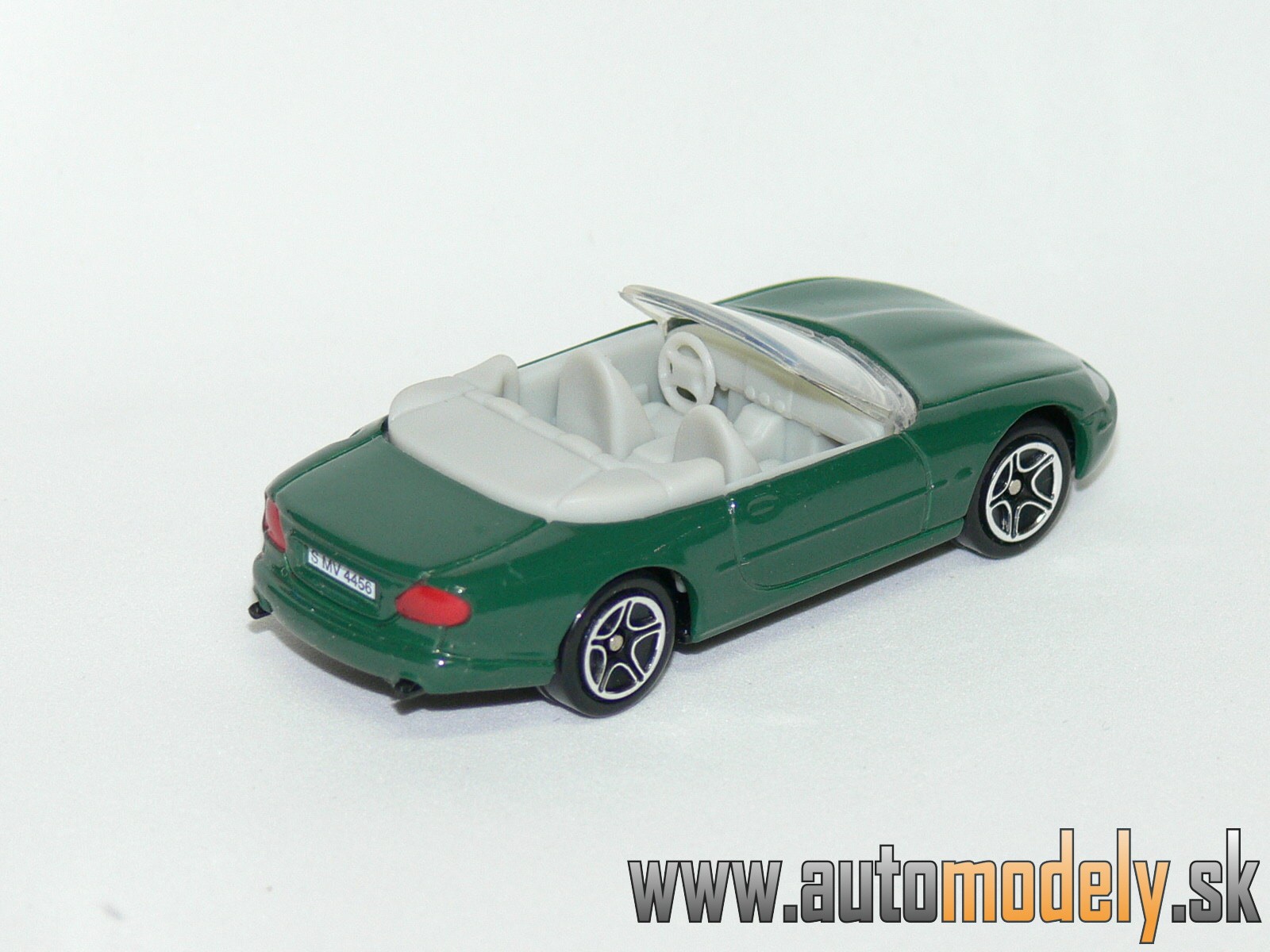 Matchbox - Jaguar XK8 Convertible Green - 1:62
