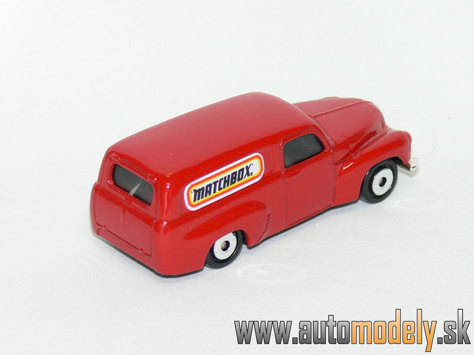 Matchbox - FJ Holden Panel Van Red - 1:58
