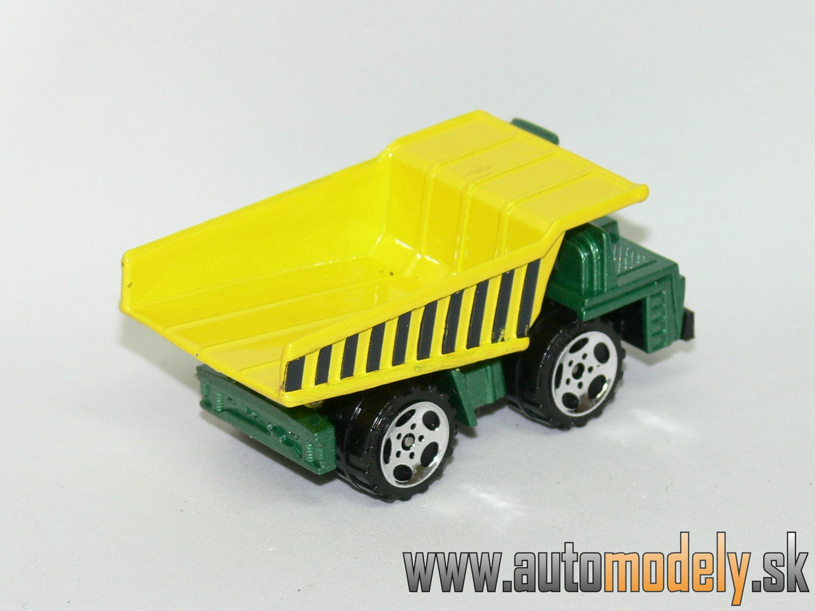 Matchbox - Dump Truck - 1:140