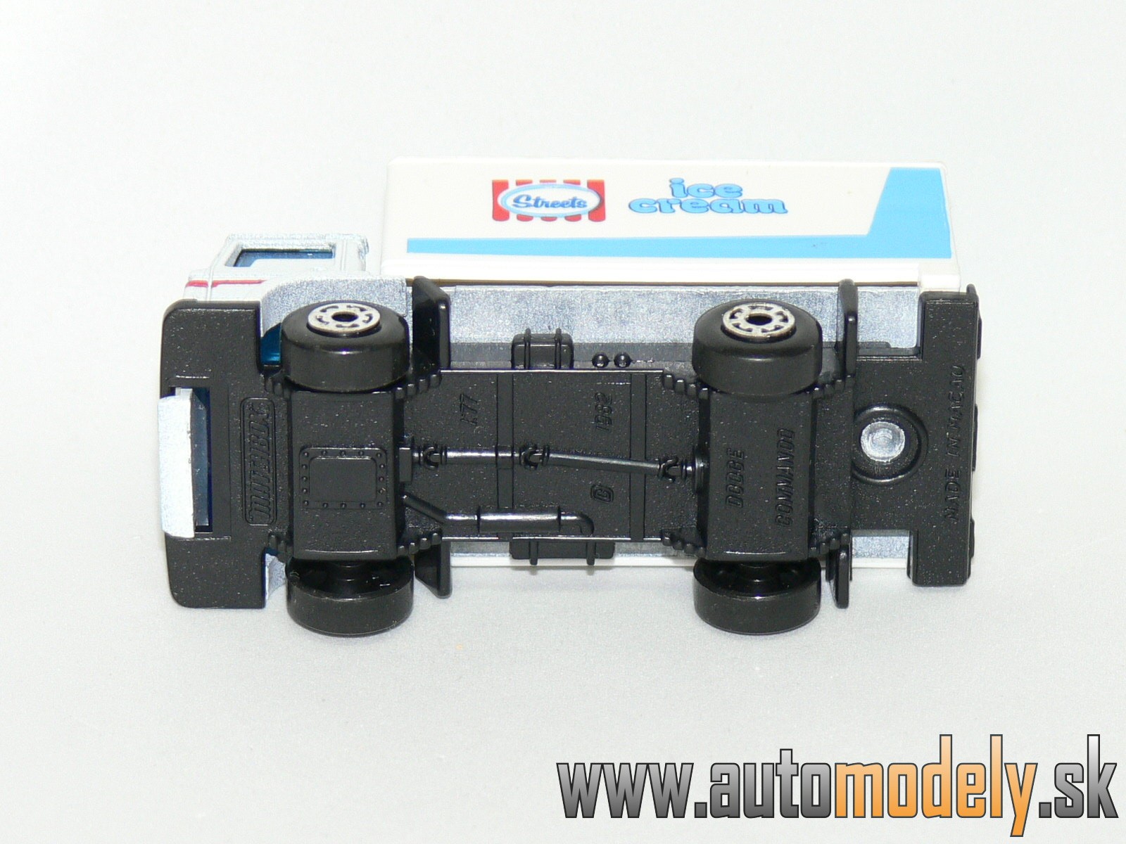 Matchbox - Dodge Commando - Ice Cream - 1:77