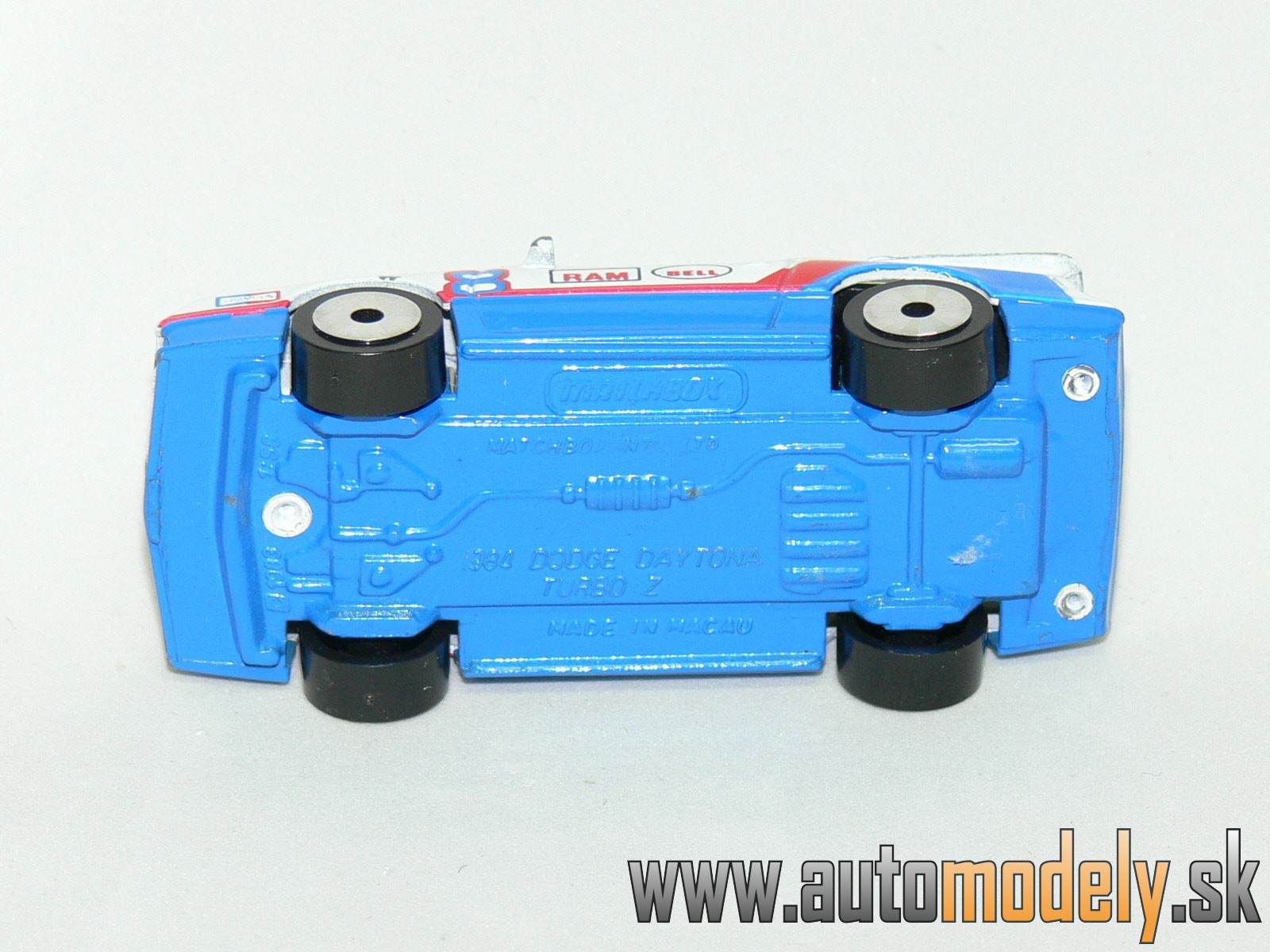 Matchbox Lasers Wheels - Dodge Daytona Turbo Z - 1:59