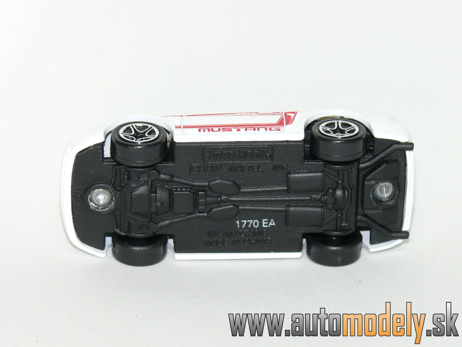 Matchbox - Ford Mustang 1999 - 1:61