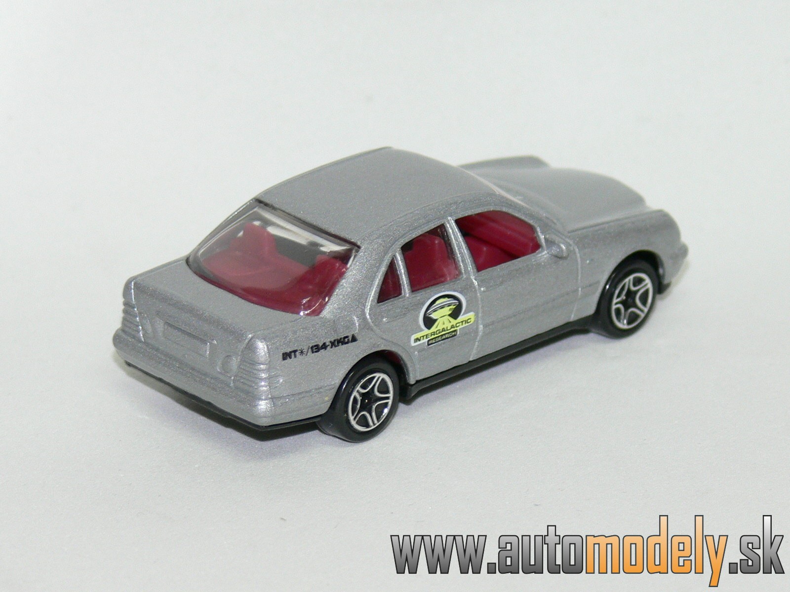 Matchbox - Mercedes-Benz E-Class - 1:69