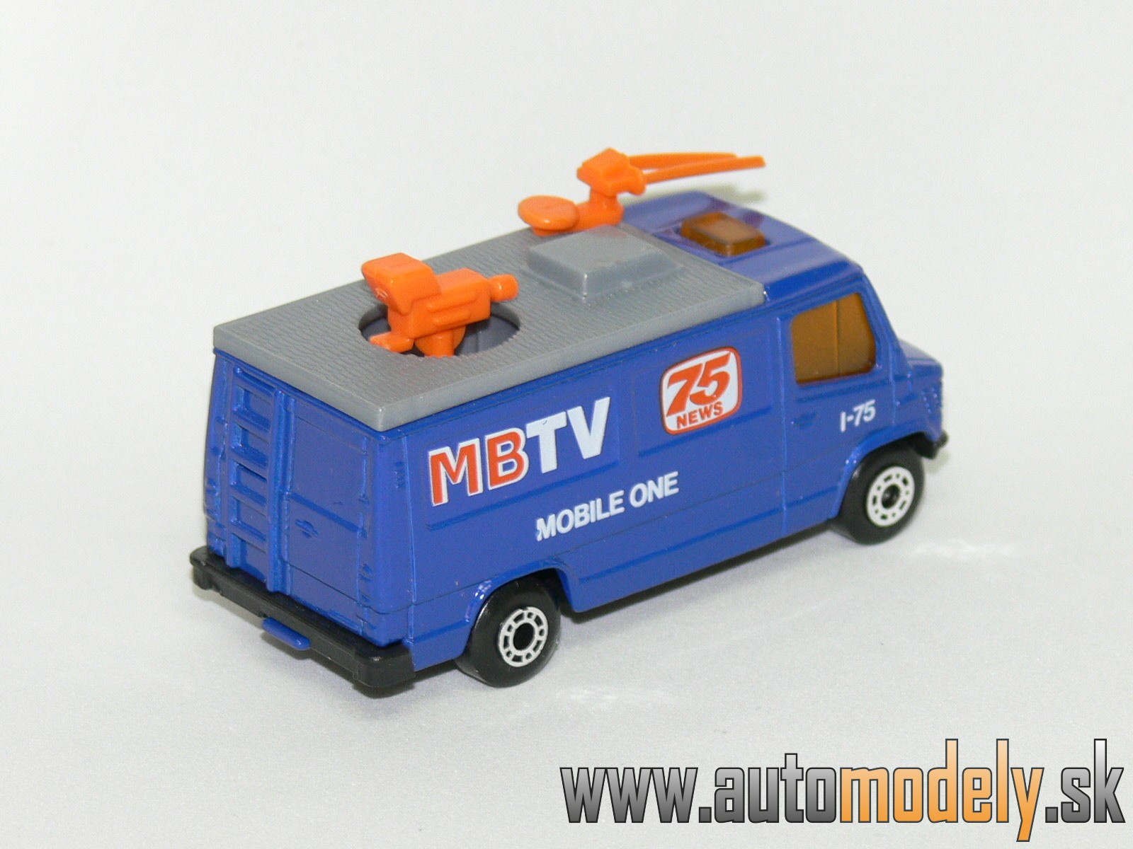 Matchbox - Mercedes TV News Truck MBTV - 1:73