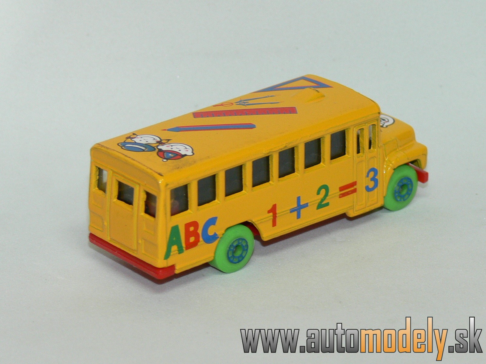 Matchbox - School Bus - ABC - 1:95