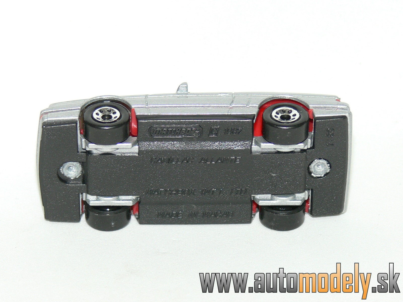 Matchbox - Cadillac Allante Convertible Silver - 1:60