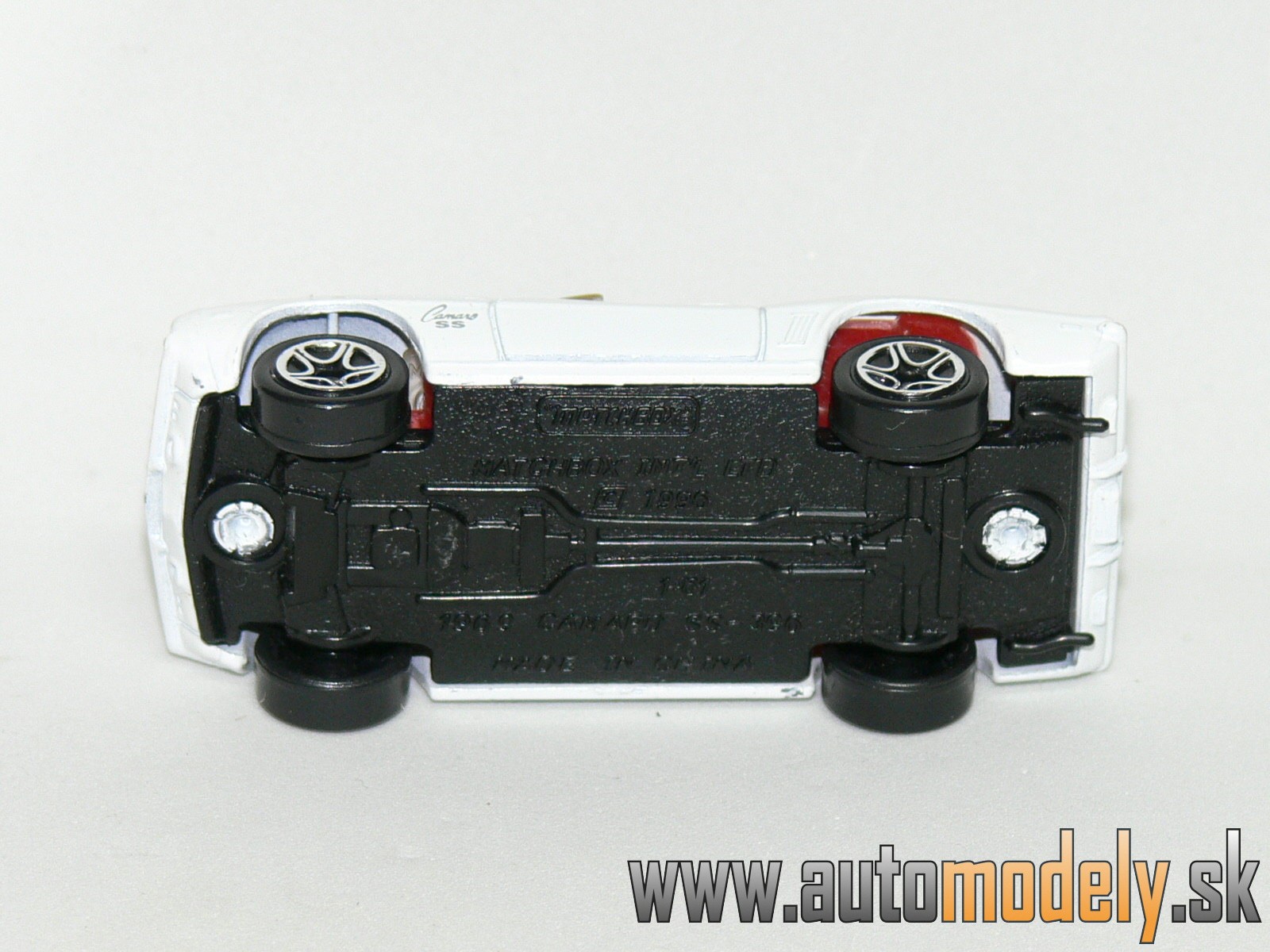 Matchbox - 1969 Chevrolet Camaro SS 396 White - 1:61