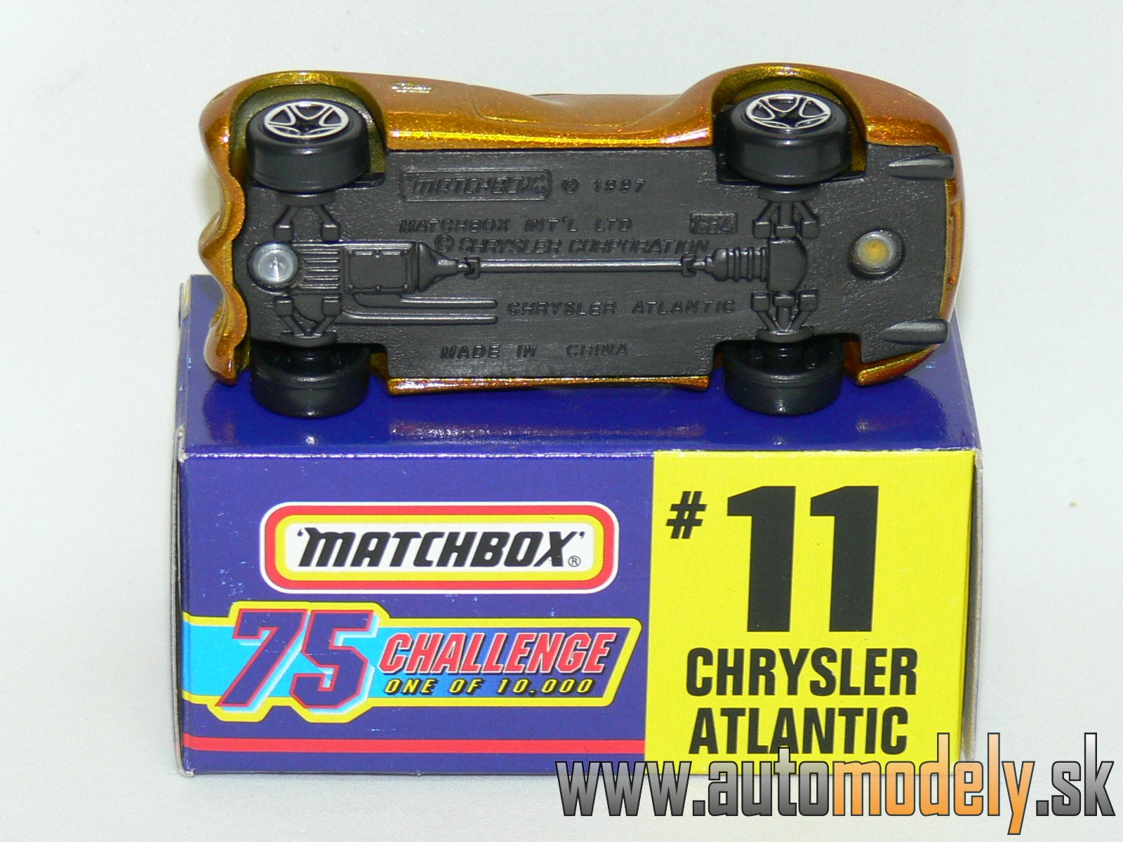 Matchbox No.11 - Chrysler Atlantic - 1:64