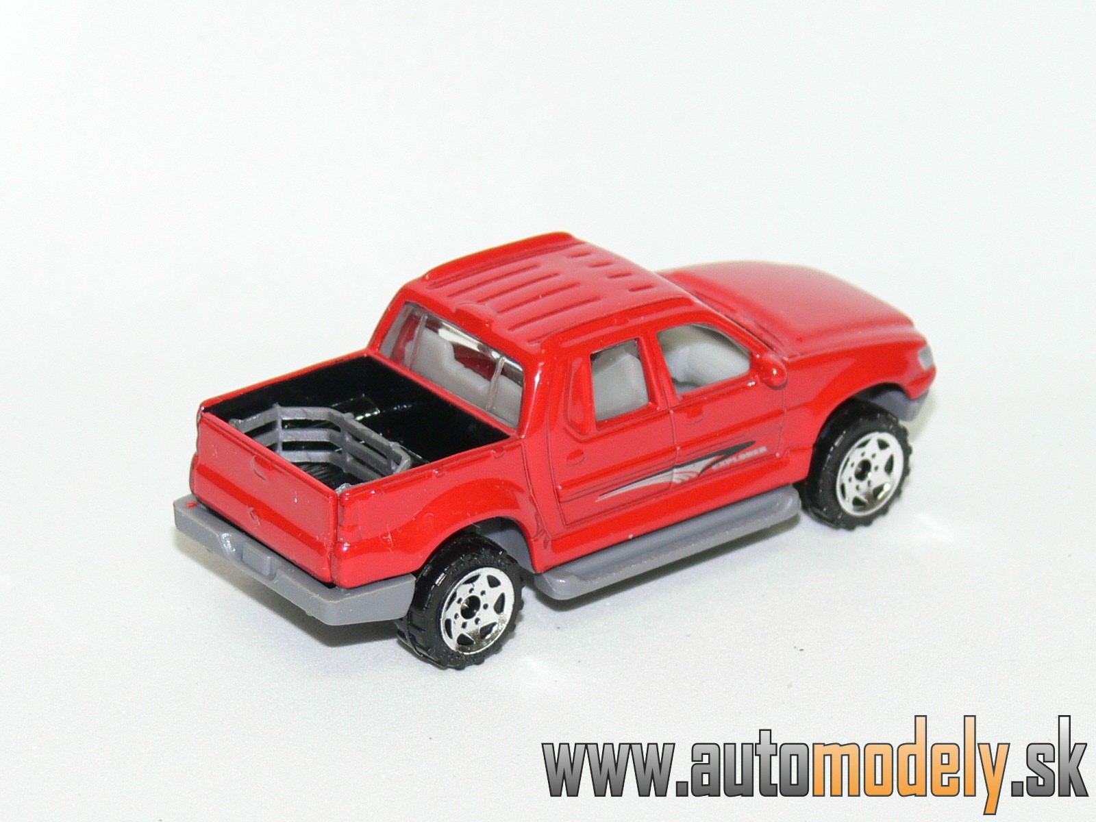 Matchbox - Ford Explorer Sport Trac - 1:69