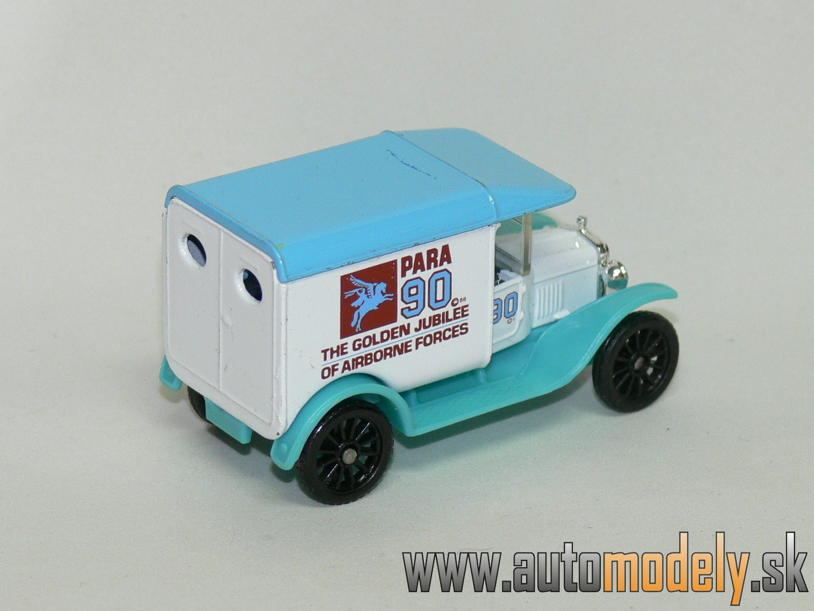 Matchbox - 1921 Model T Ford - Para 90 The Golden Jubillee Of Airborne Forces - 1:52