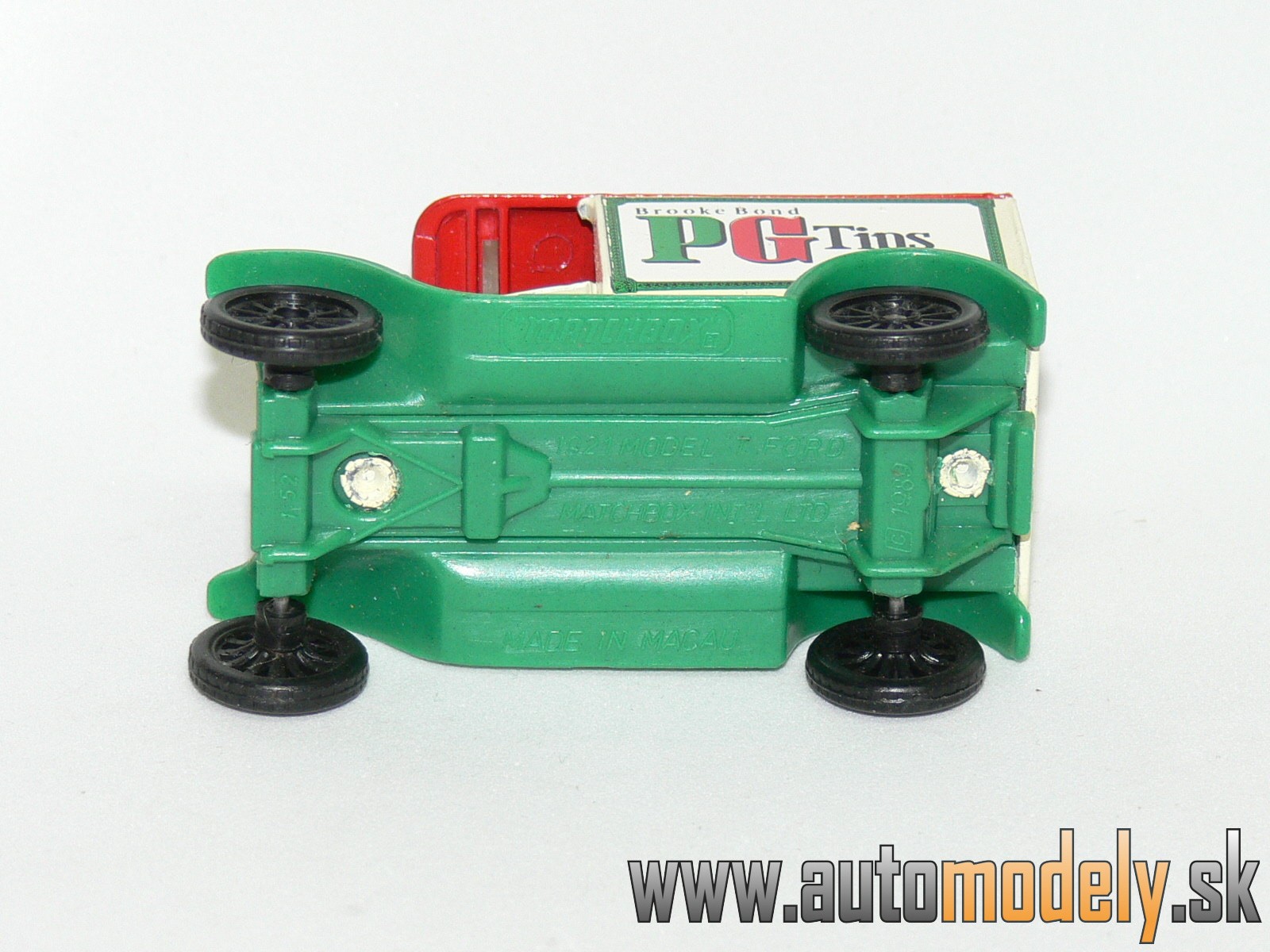 Matchbox - 1921 Model T Ford - Brooke Bond PG Tips - 1:52