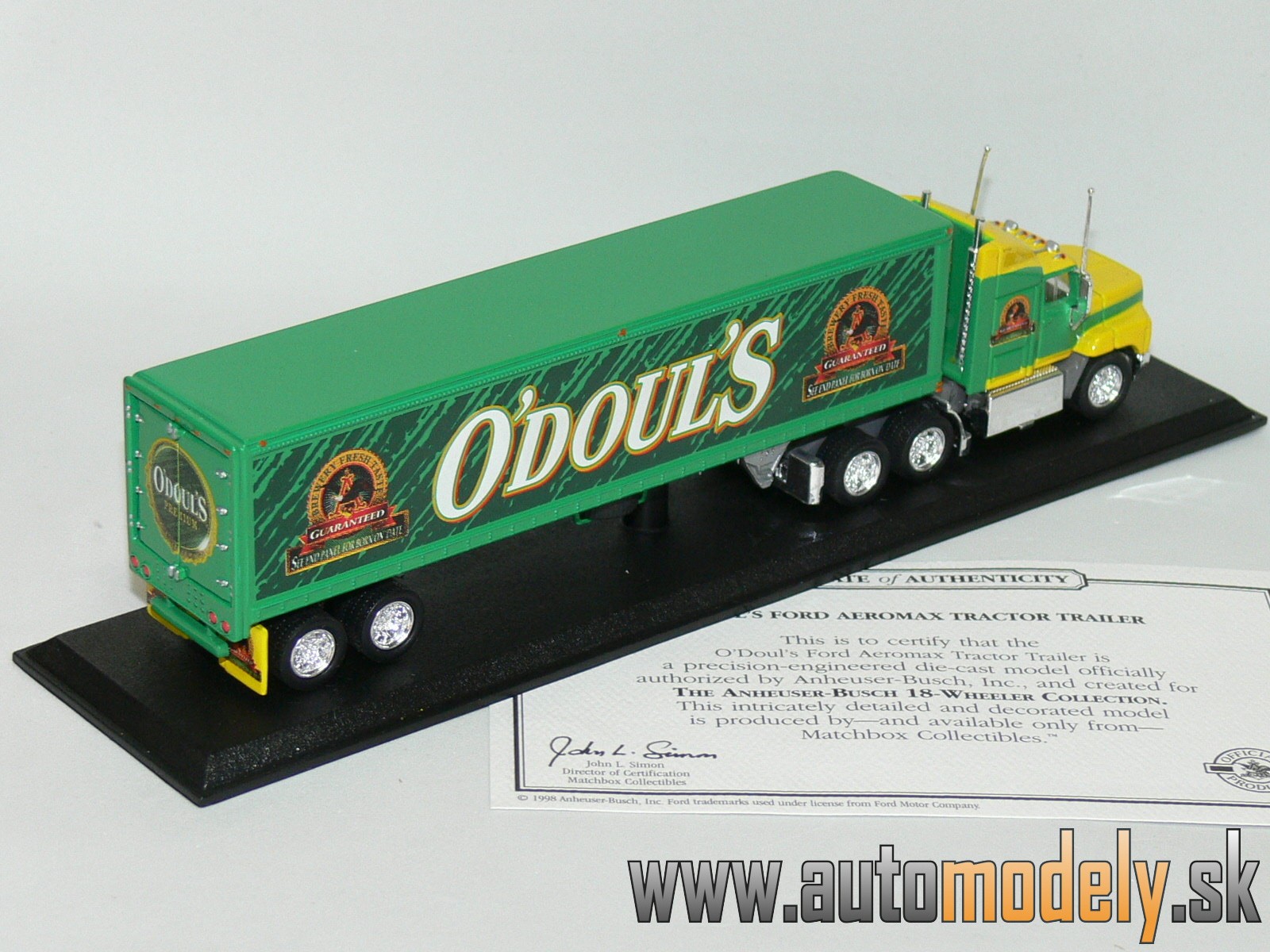 Matchbox DYM36674 - Ford Aeromax Tractor Trailer - O´DOUL´S