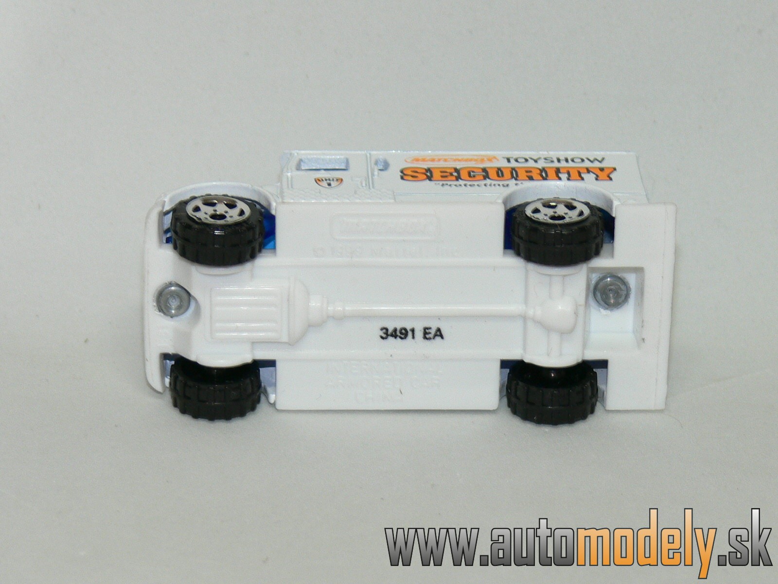 Matchbox - International Armored Car - SECURITY - 1:81