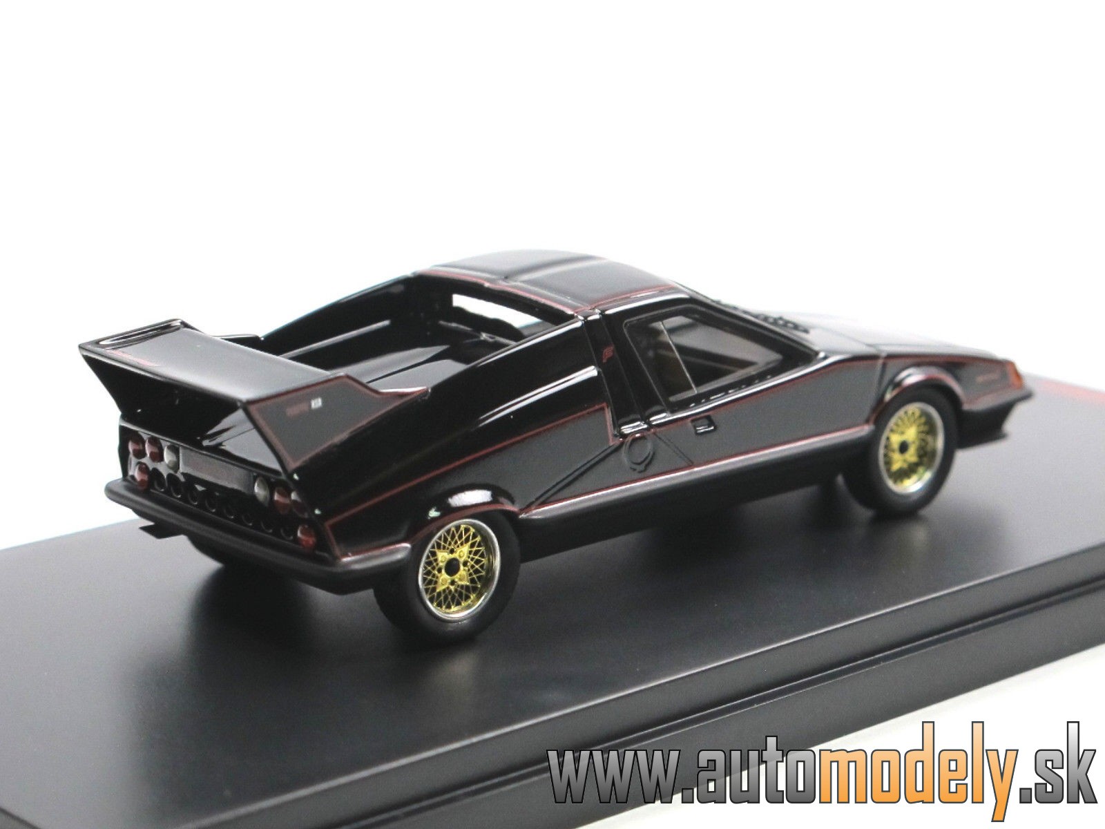 FoxToys - Škoda Supersport typ 724 FERAT 1981 "Upír z Feratu" - 1:43