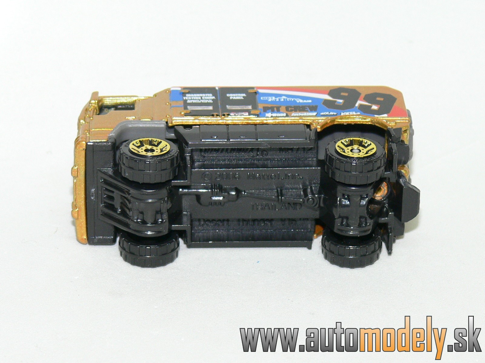 Matchbox - Desert Thunder V16 - No.99 Pit Crew