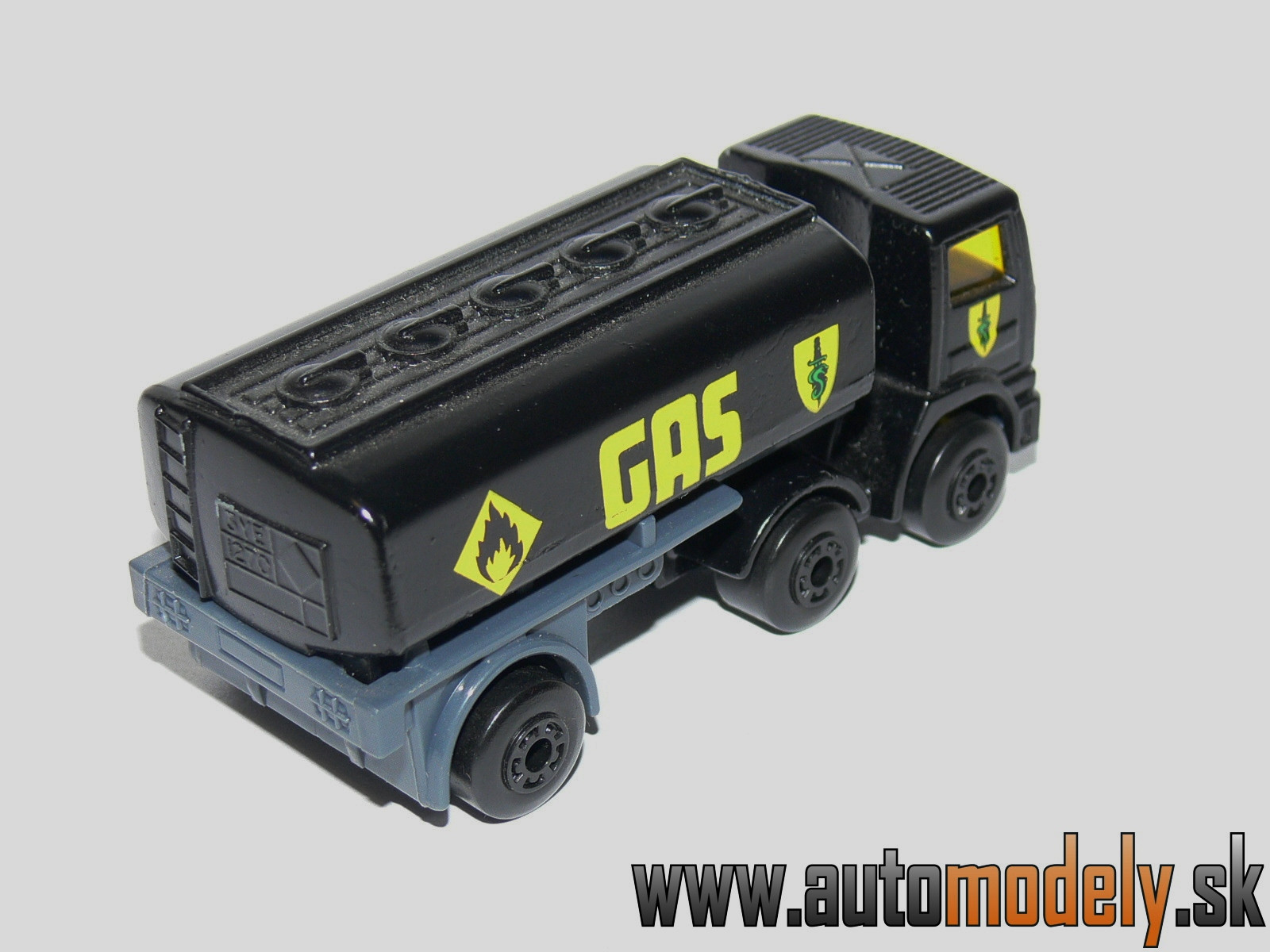 Matchbox - Articulated Tanker