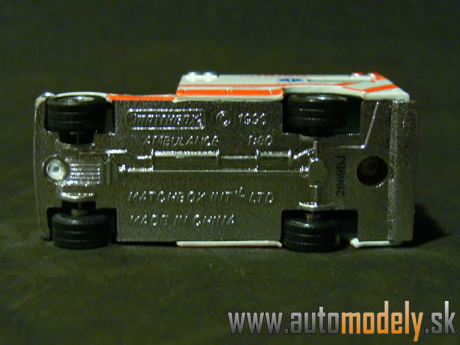 Matchbox - Ambulance - 1:80