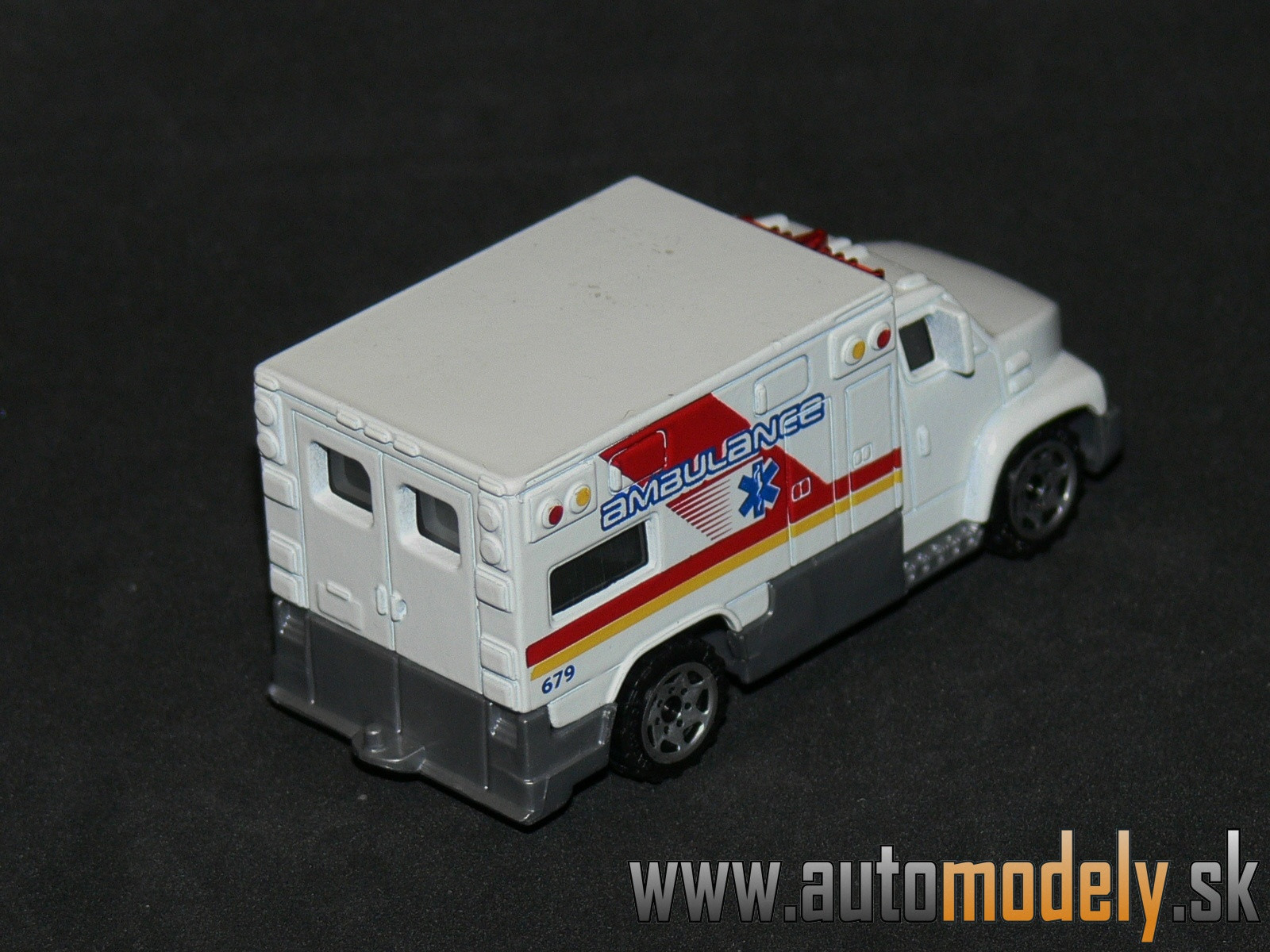 Matchbox - Ambulance - 1:80