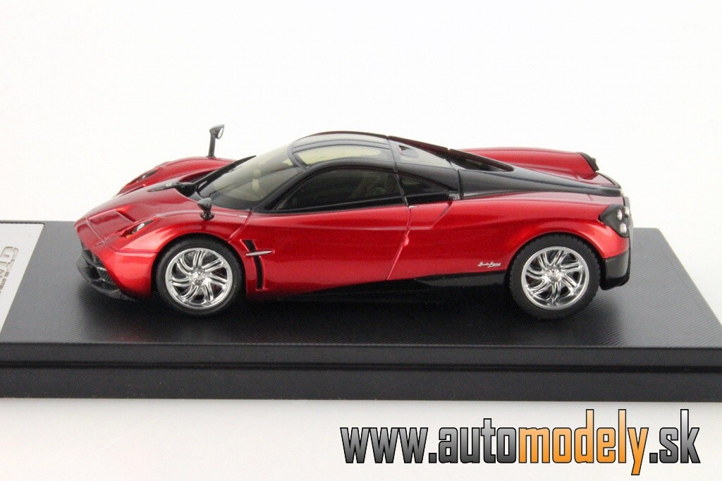GTA - 2013 Pagani Huayra ( Red with black ) - 1:43