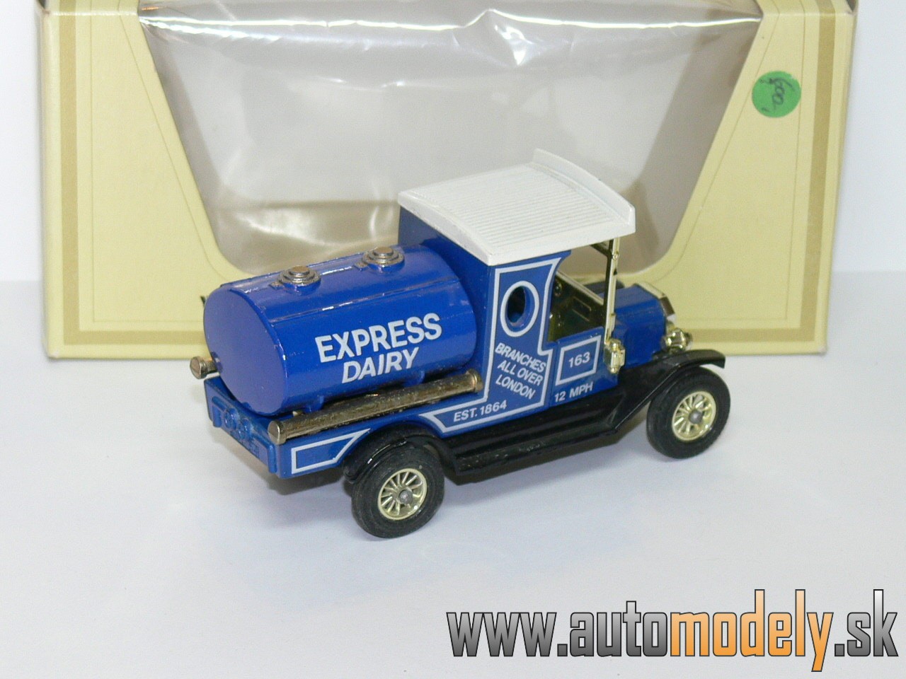 Matchbox Yesteryear Y-3 - 1912 Mode ´T´ Ford Tanker "EXPRESS DAIRY"