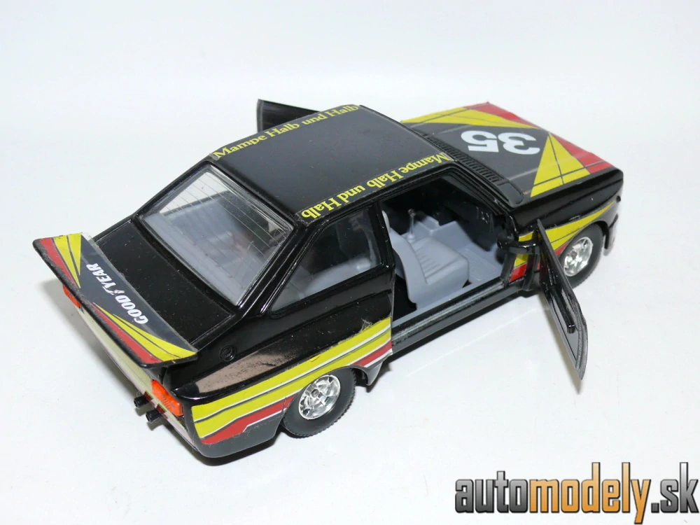 Burago - Ford Escort RS 1800 - 1:24