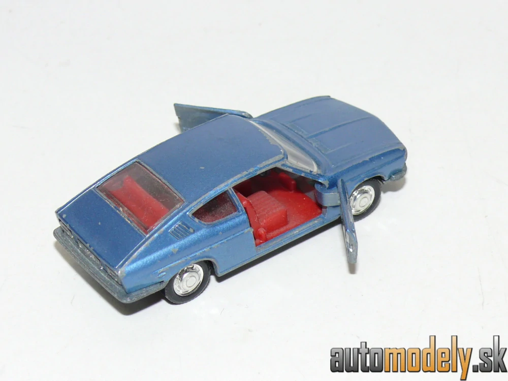 Schuco No. 821 - Audi 100 Coupe - 1:66