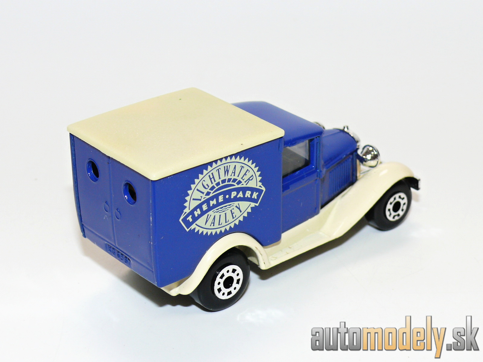 Matchbox - Model A Ford "Lightwater Valley Theme Park"