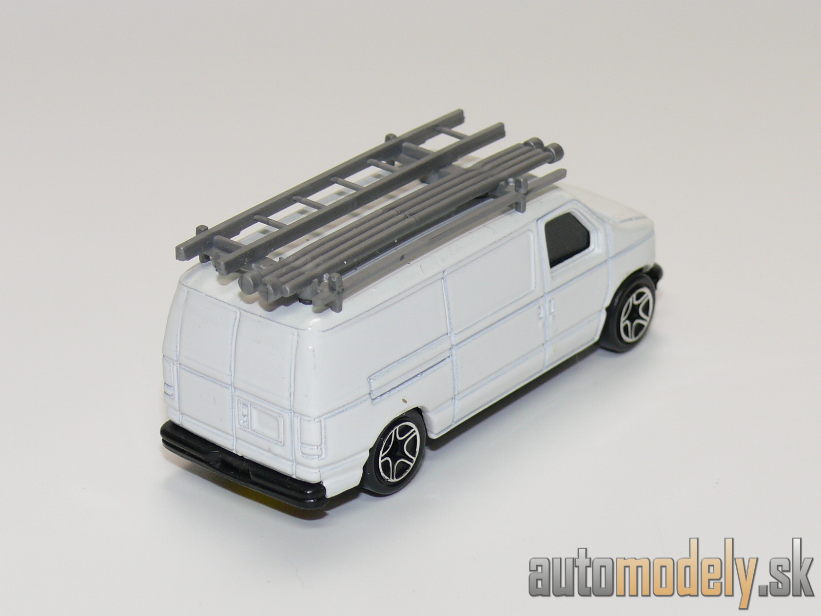 Matchbox - Ford Panel Van - 1:80