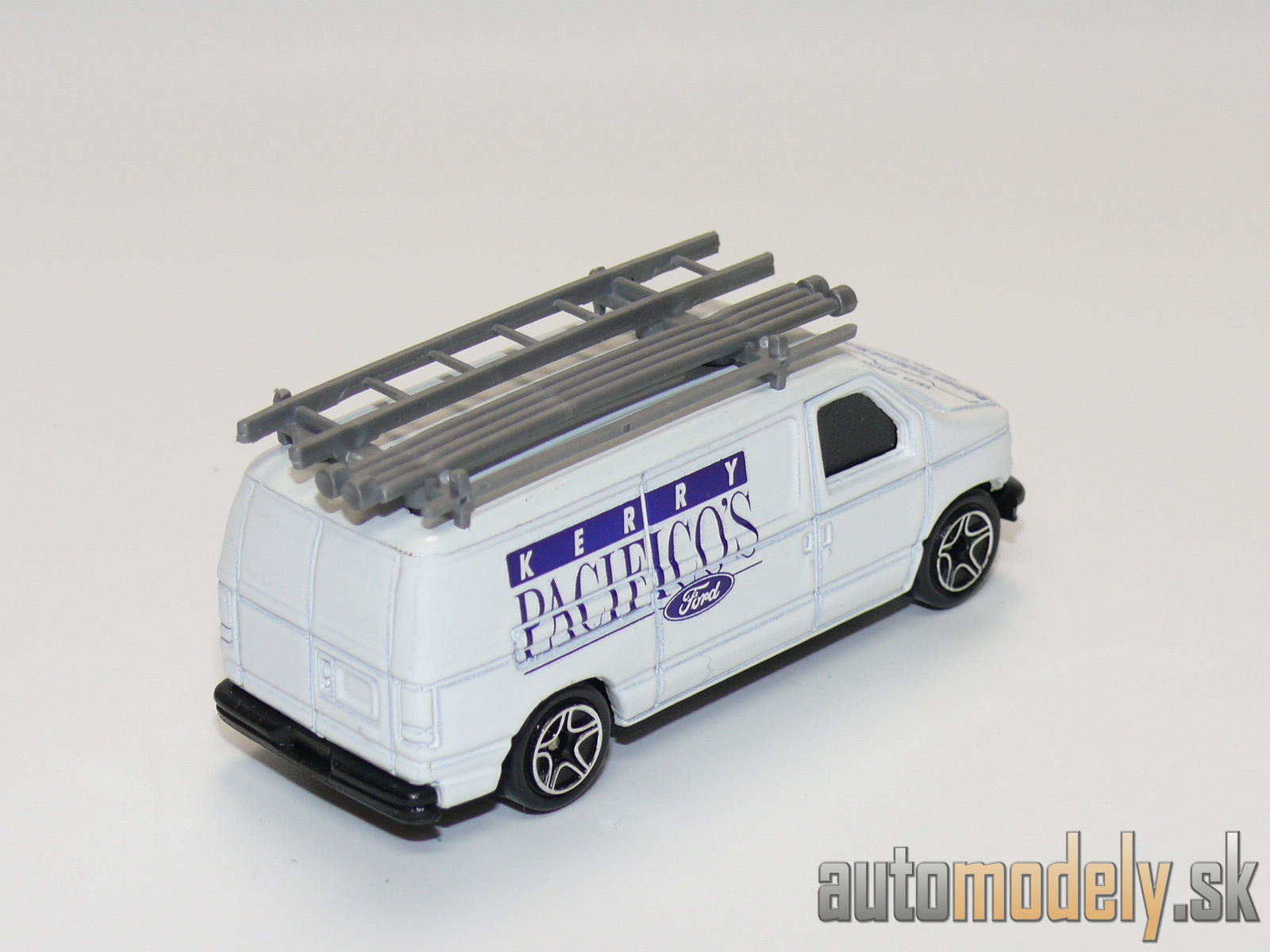 Matchbox - Ford Panel Van - 1:80