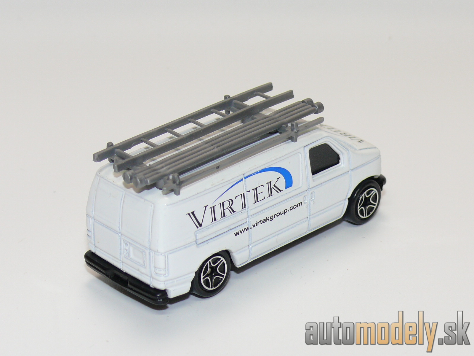 Matchbox - Ford Panel Van - 1:80