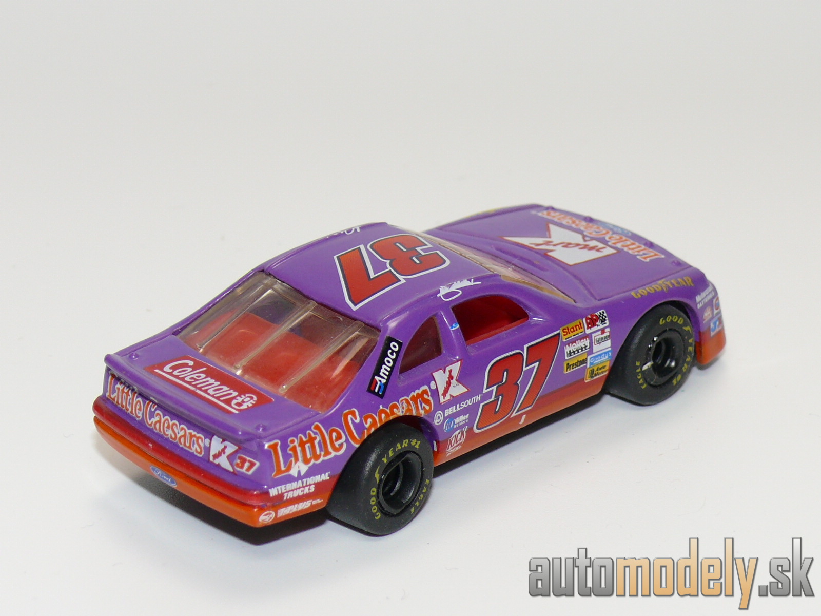 Matchbox - Ford Thunderbird - 1:66