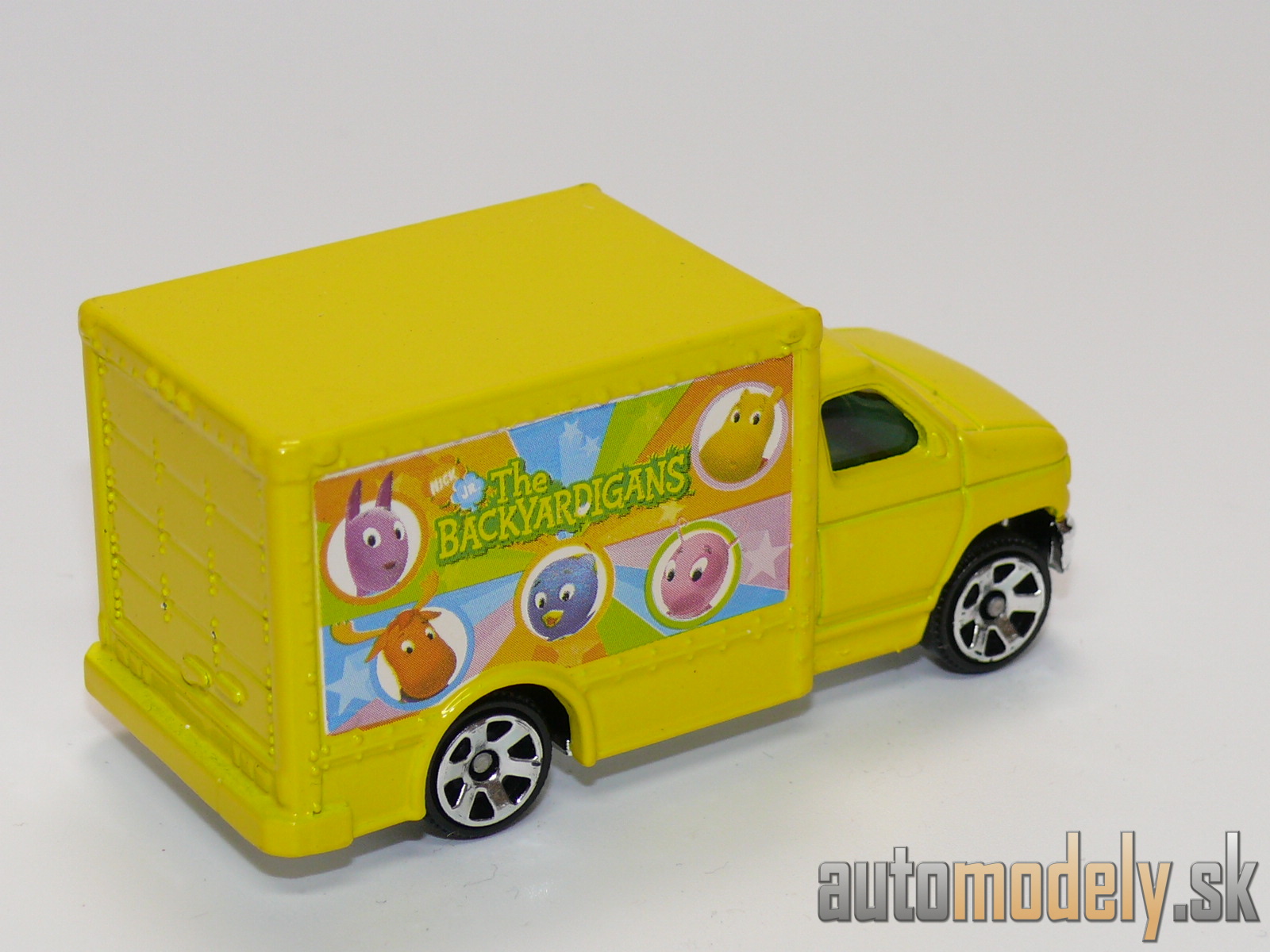 Matchbox - Ford Box Truck - 1:80