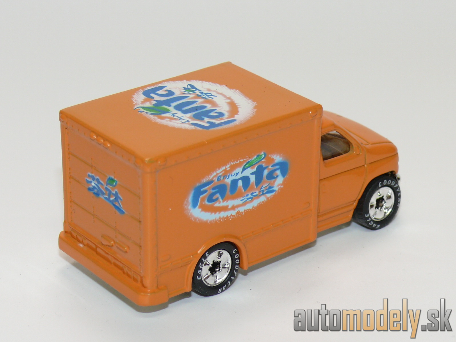 Matchbox - Ford Box Truck - 1:80