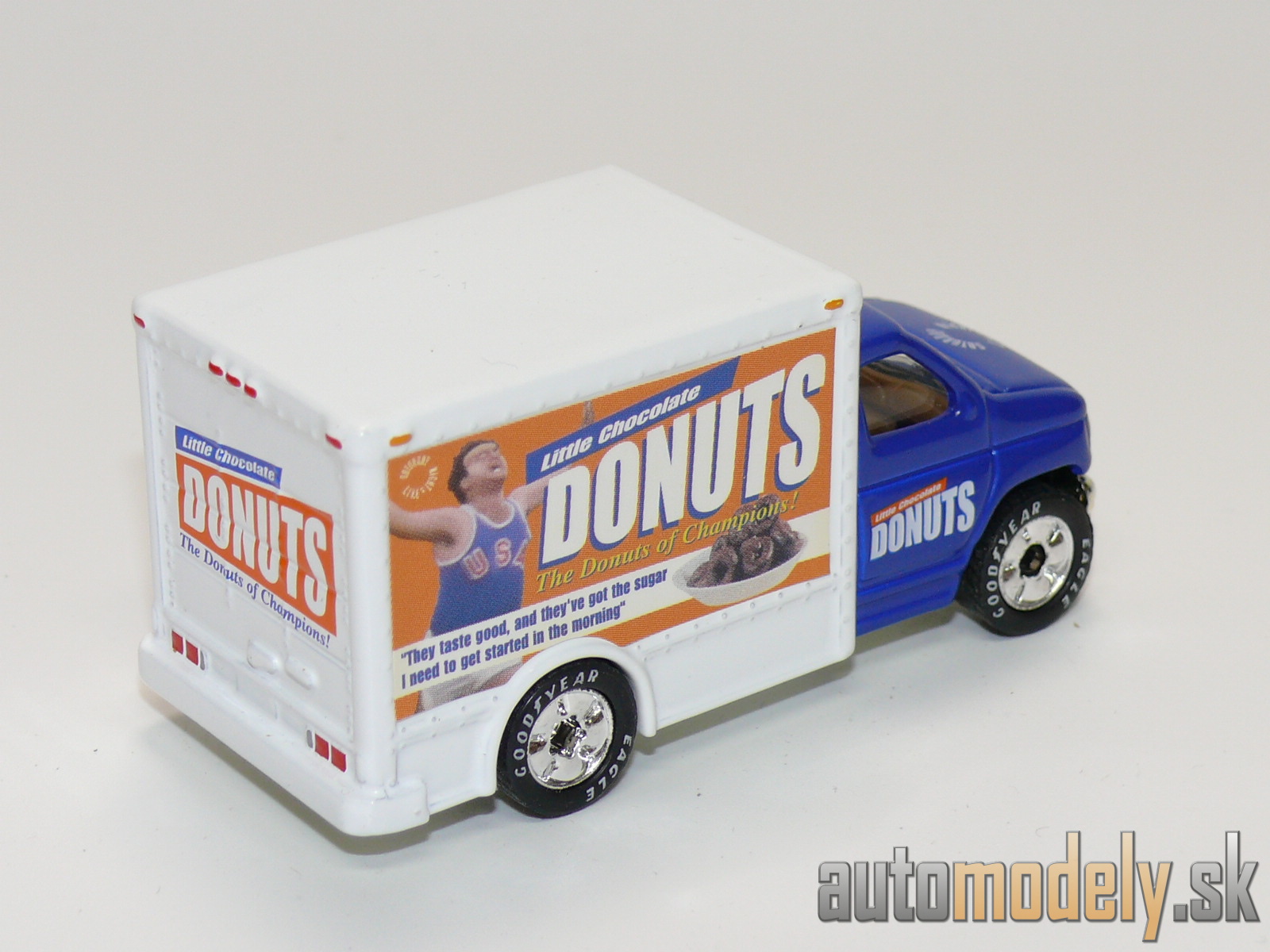 Matchbox - Ford Box Truck - 1:80