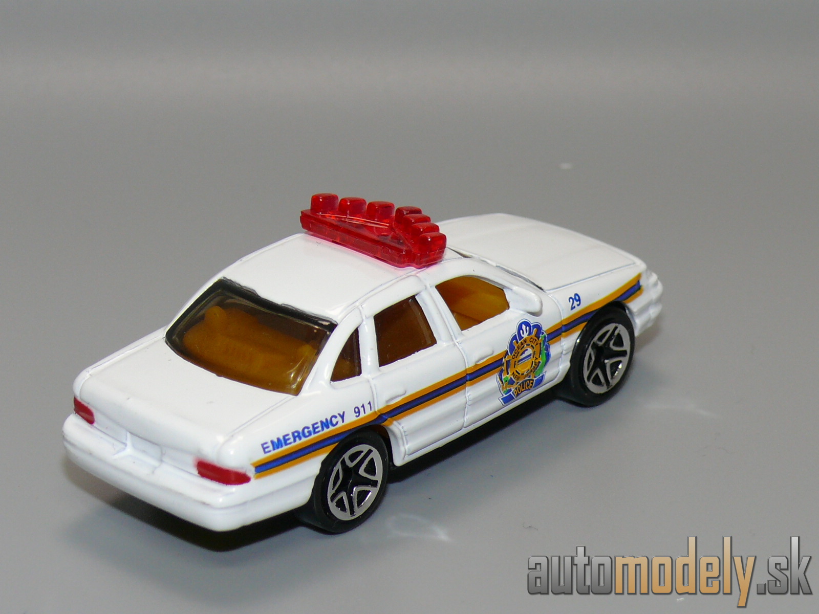 Matchbox - Ford Crown Victoria - 1:70