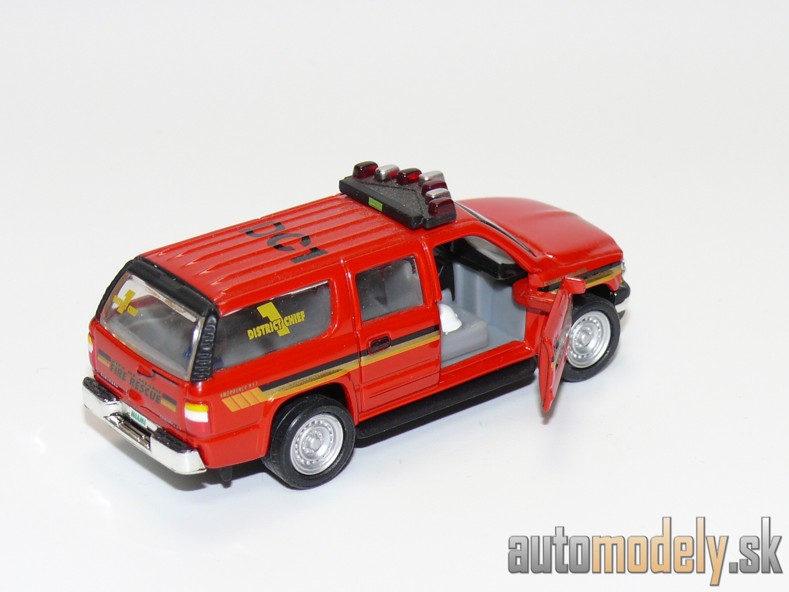 Matchbox - '00 Chevrolet Suburban - 1:76