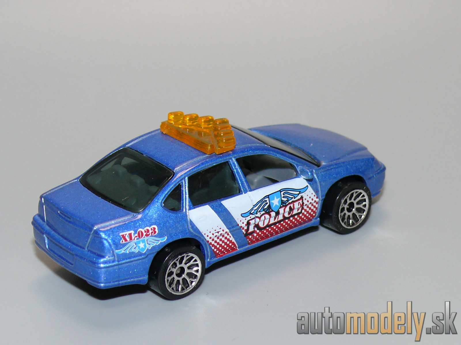 Matchbox - 2000 Chevrolet Impala - 1:66