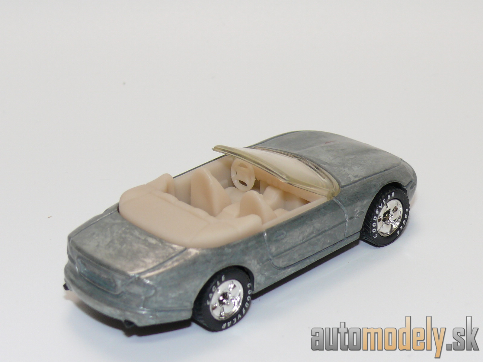 Matchbox - Jaguar XK8 - 1:62