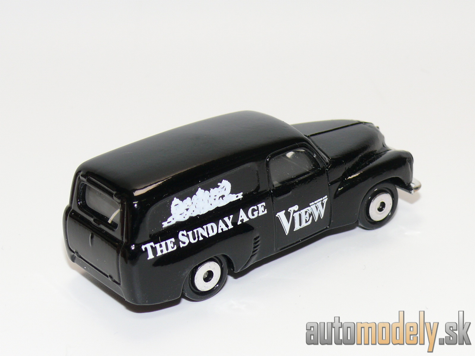 Matchbox - FJ Holden Panel Van - 1:58