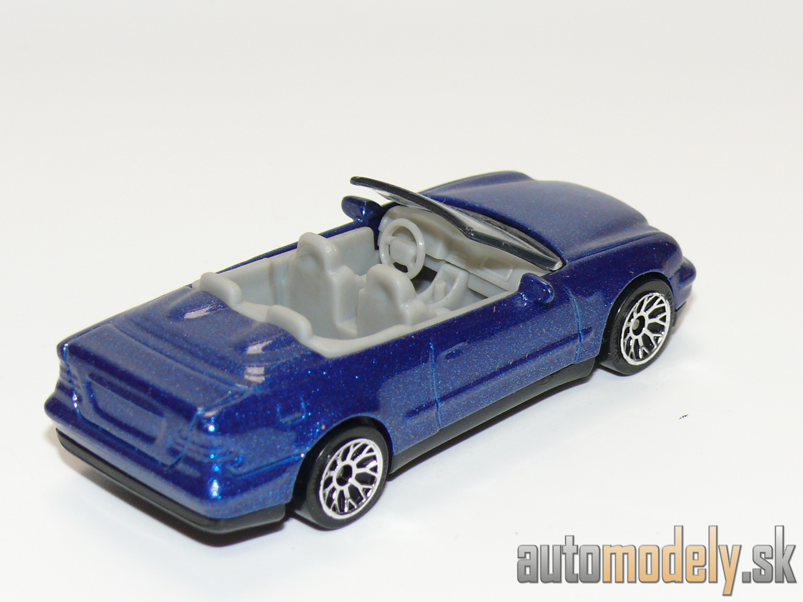Matchbox - Mercedes-Benz CLK Convertible - 1:60