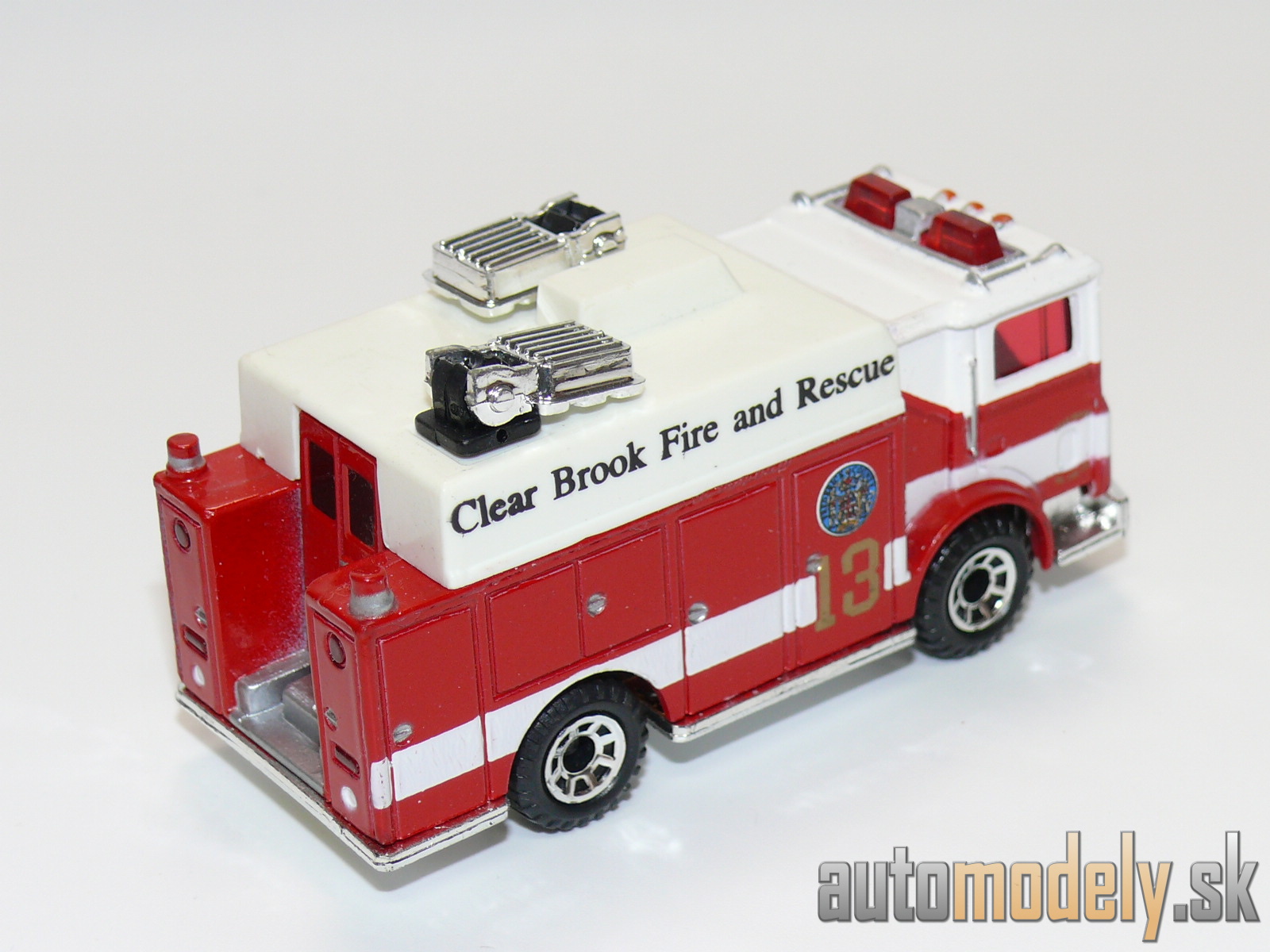 Matchbox - Mack Auxiliary Power Truck - 1:84