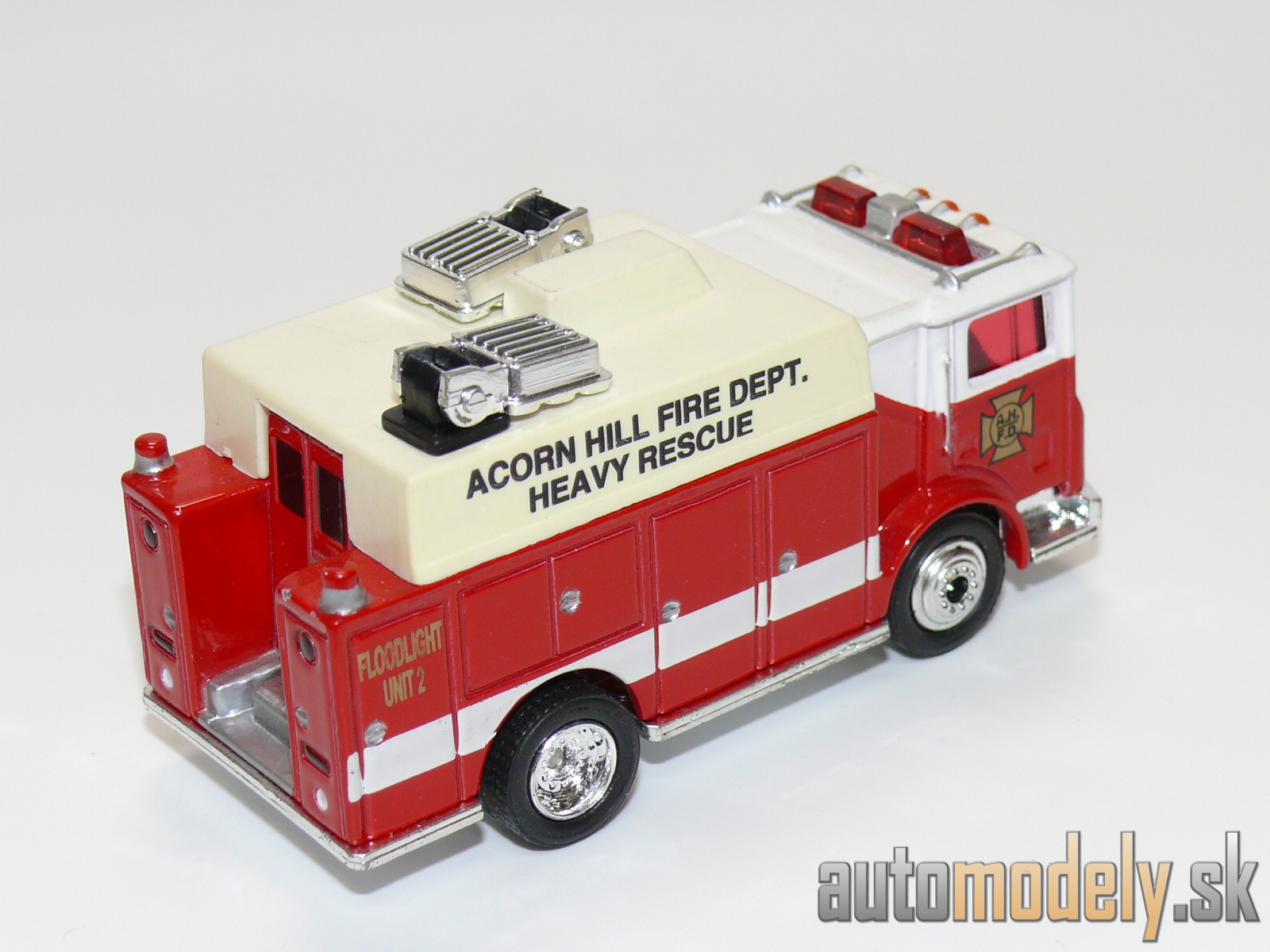 Matchbox - Mack Auxiliary Power Truck - 1:84