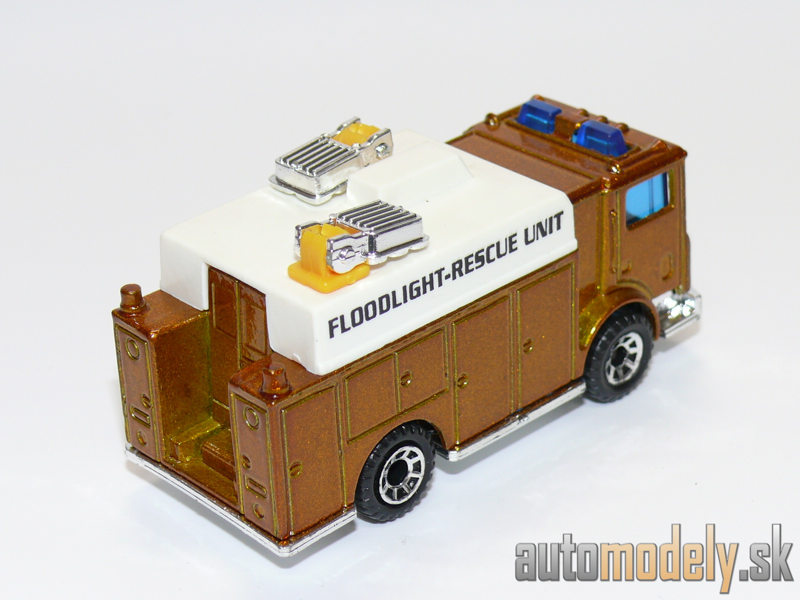 Matchbox - Mack Auxiliary Power Truck - 1:84