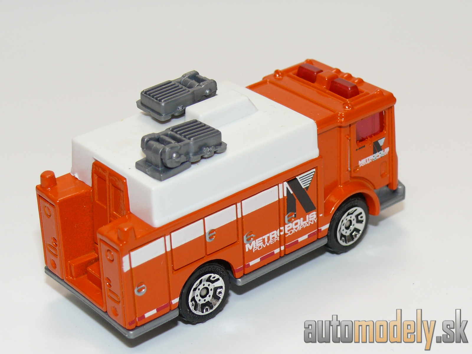 Matchbox - Mack Auxiliary Power Truck - 1:84