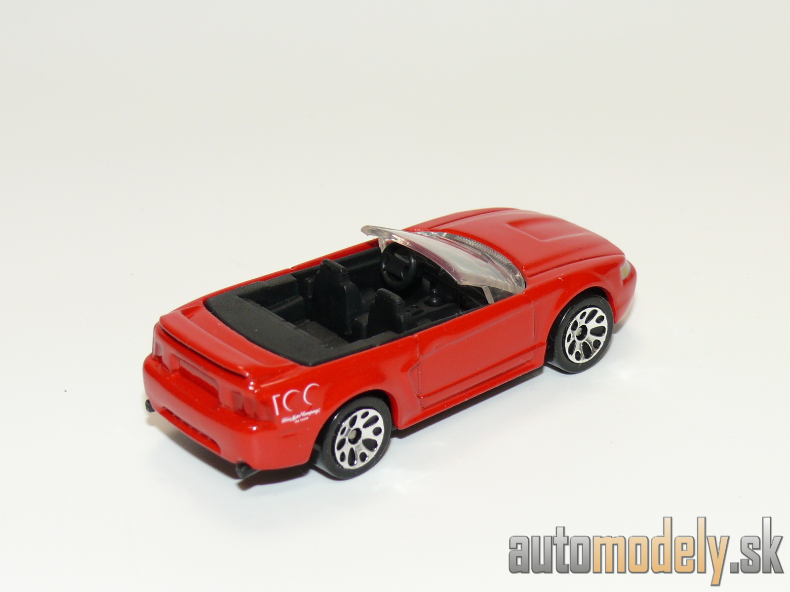 Matchbox - '99 Mustang - 1:61