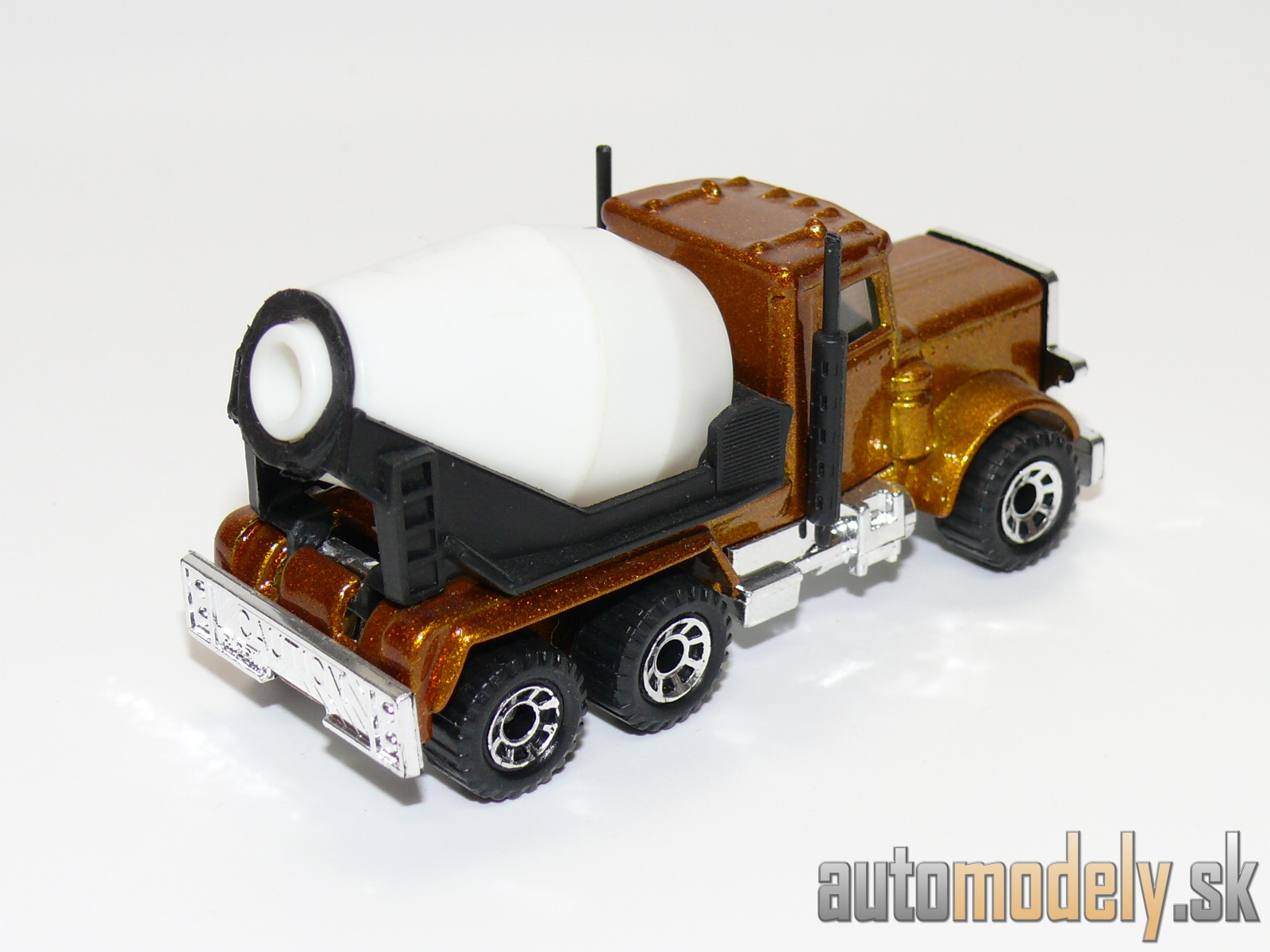 Matchbox - Peterbilt - 1:80